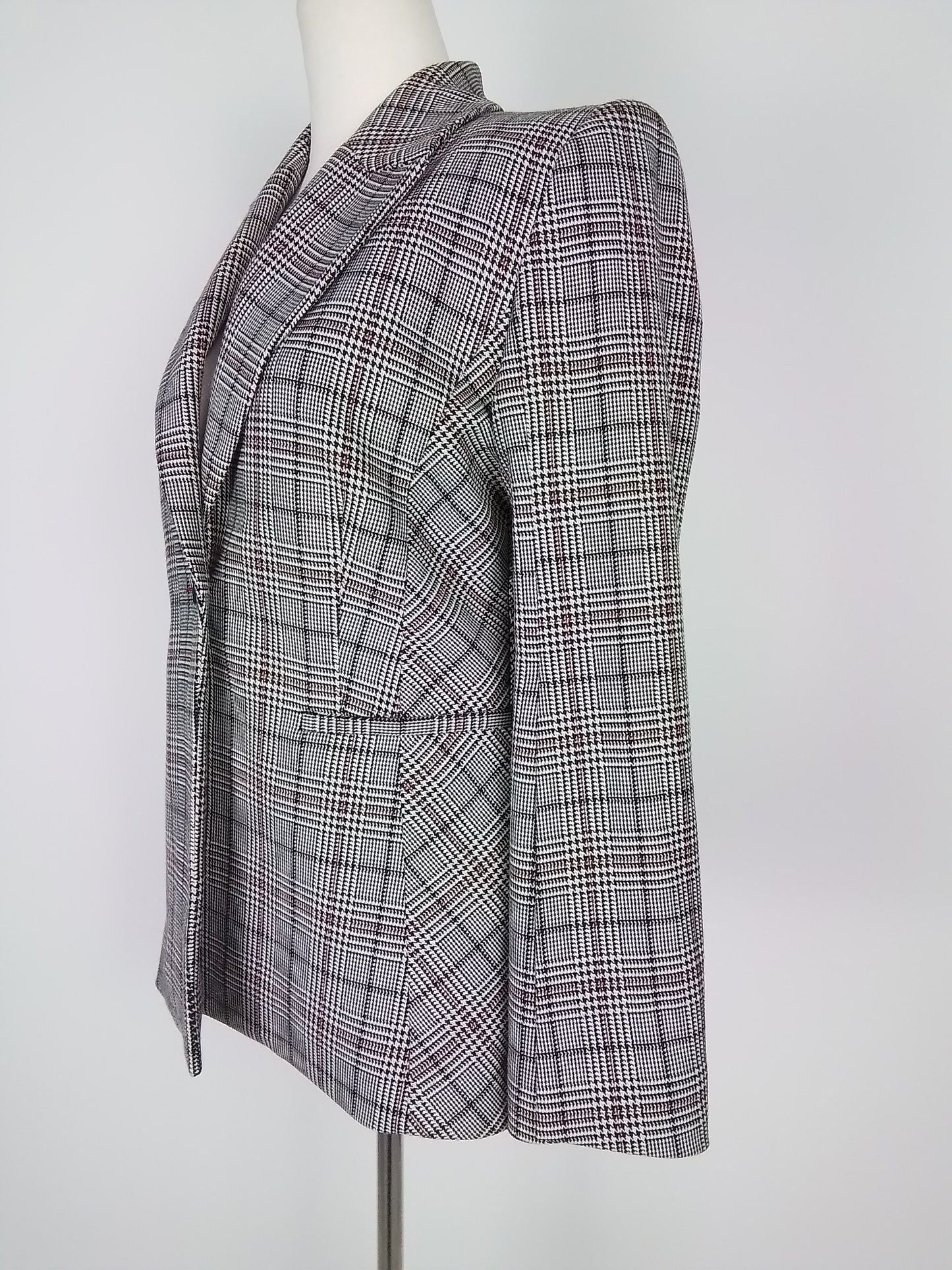 NEW Veronika Main Plaid Blazer Size 8